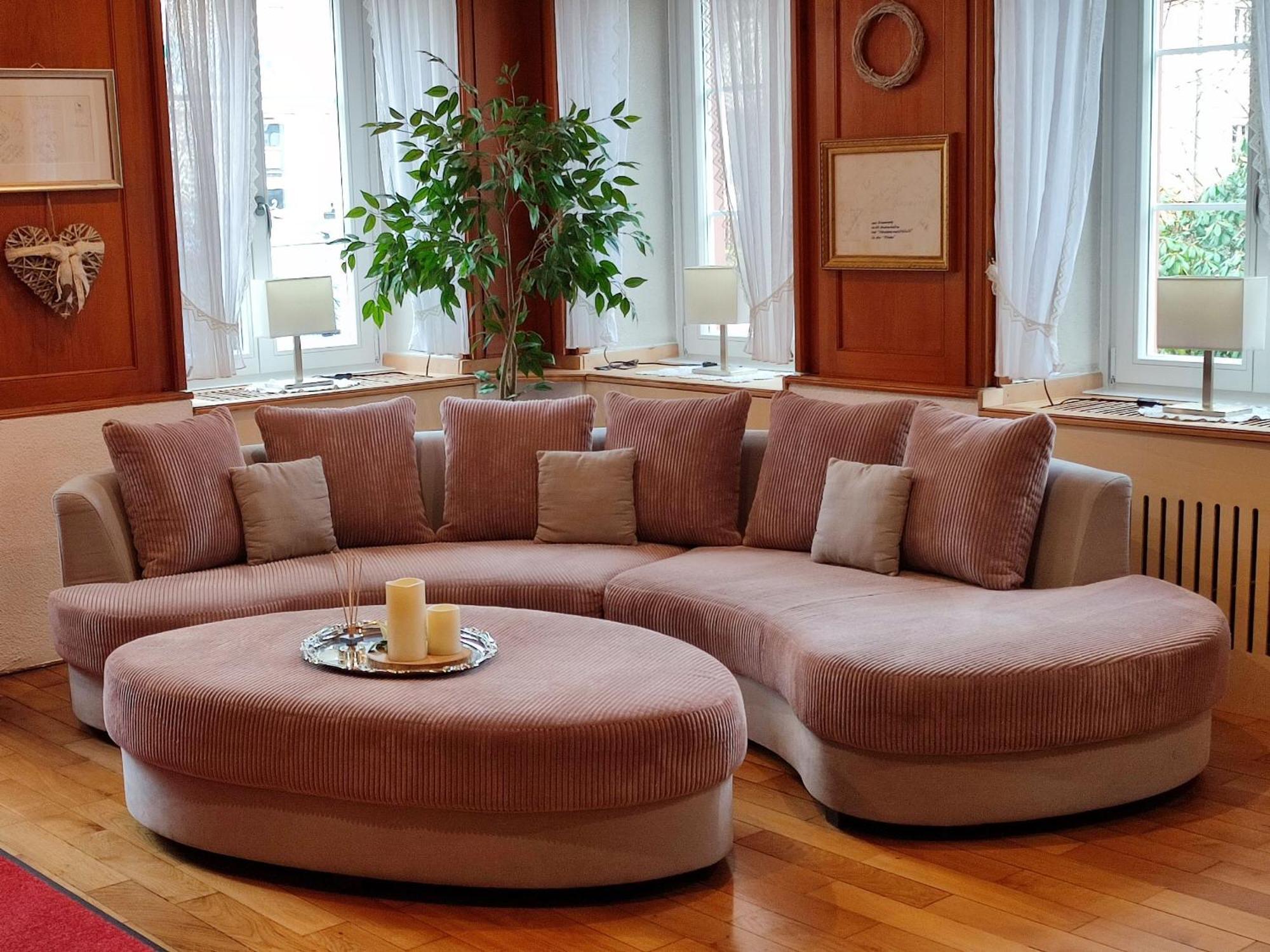 دينزلينغين Boutique-Hotel Krone المظهر الخارجي الصورة